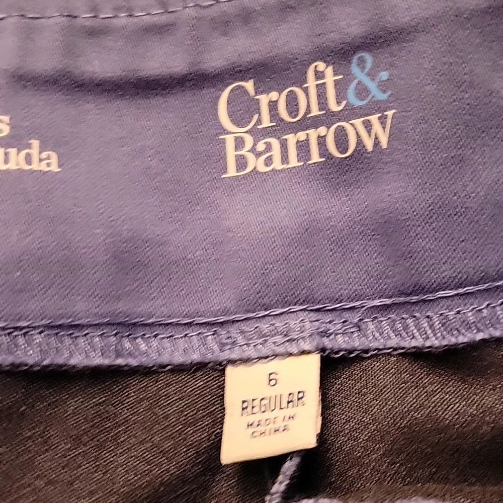 NEW Croft & Barrow Blue Mid-Rise Bermuda Shorts Size 6